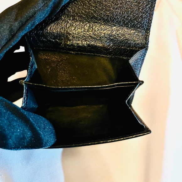 COPY - 🌺Authentic Black Gucci Canvas Compact Wallet - Picture 4 of 8